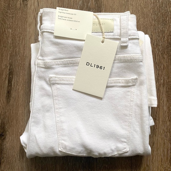 DL1961 Women's Bridget Boot High Rise Instasculpt™ 33" Jeans - Picture 6 of 7